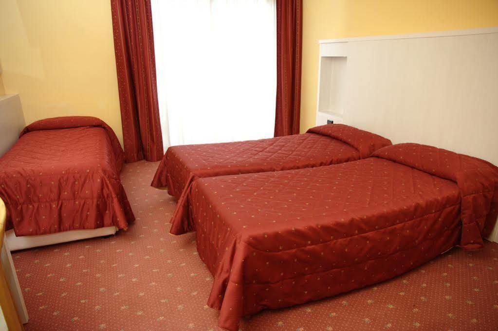 Hotel Bavaria Levico Terme Luaran gambar