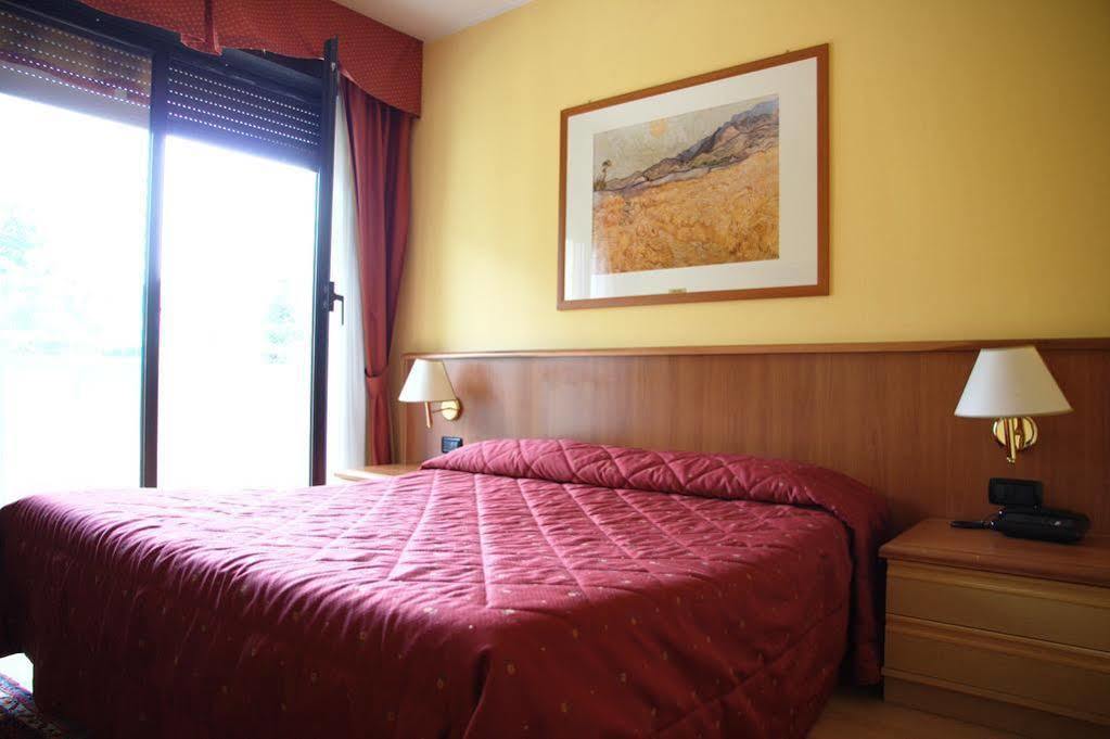 Hotel Bavaria Levico Terme Luaran gambar